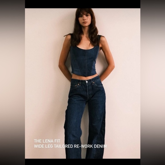 VOUT ATELIER
WIDE LEG FIT DENIM JEANS - DEEP INDIGO
Size 30 - Picture 6 of 12